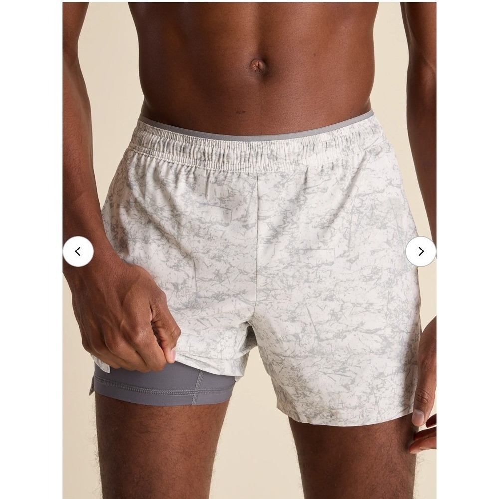Chubbies Mens Ultimate Training Short 5.5" Inseam Liner White Static XL